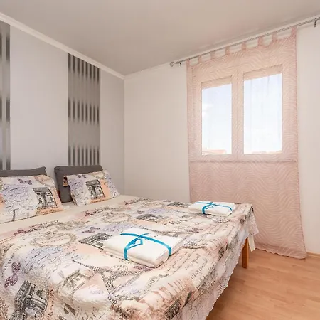 Stunning In Biograd Na Moru