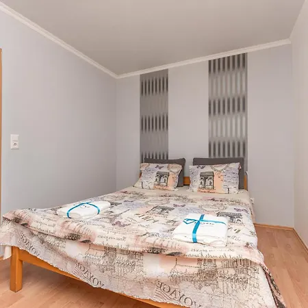 アパート Stunning In *